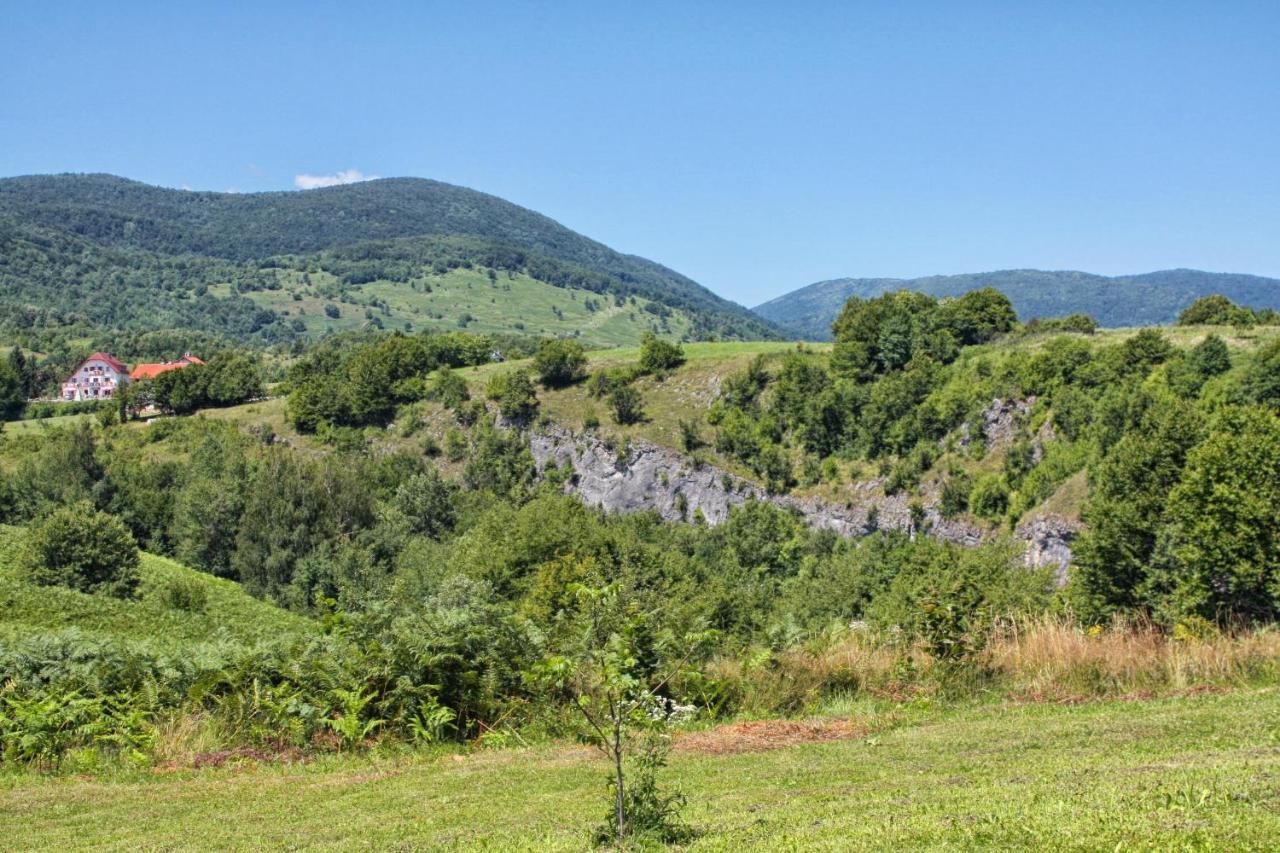 Apartments With A Parking Space Smoljanac, Plitvice - 12345 외부 사진