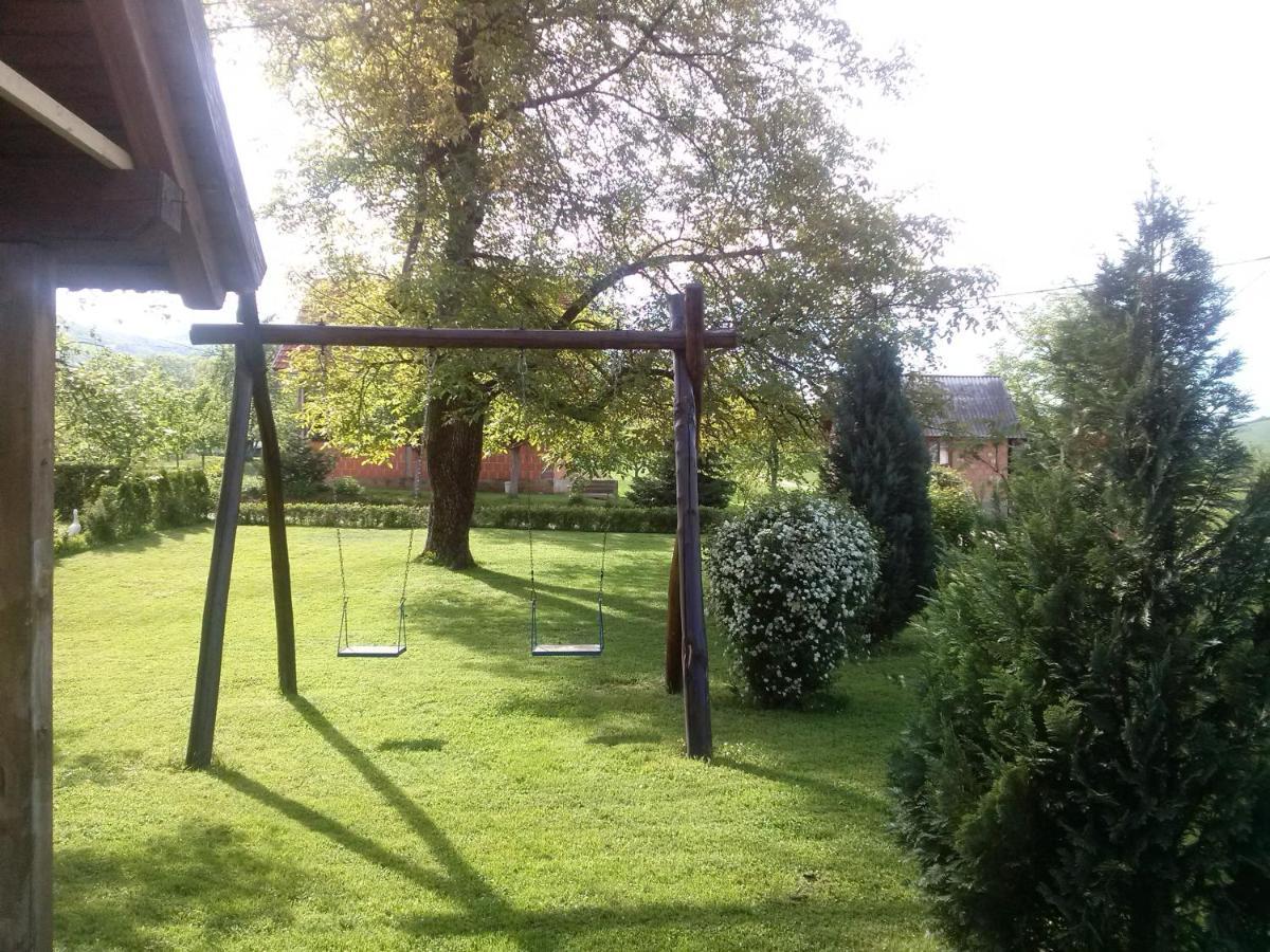 Apartments With A Parking Space Smoljanac, Plitvice - 12345 외부 사진